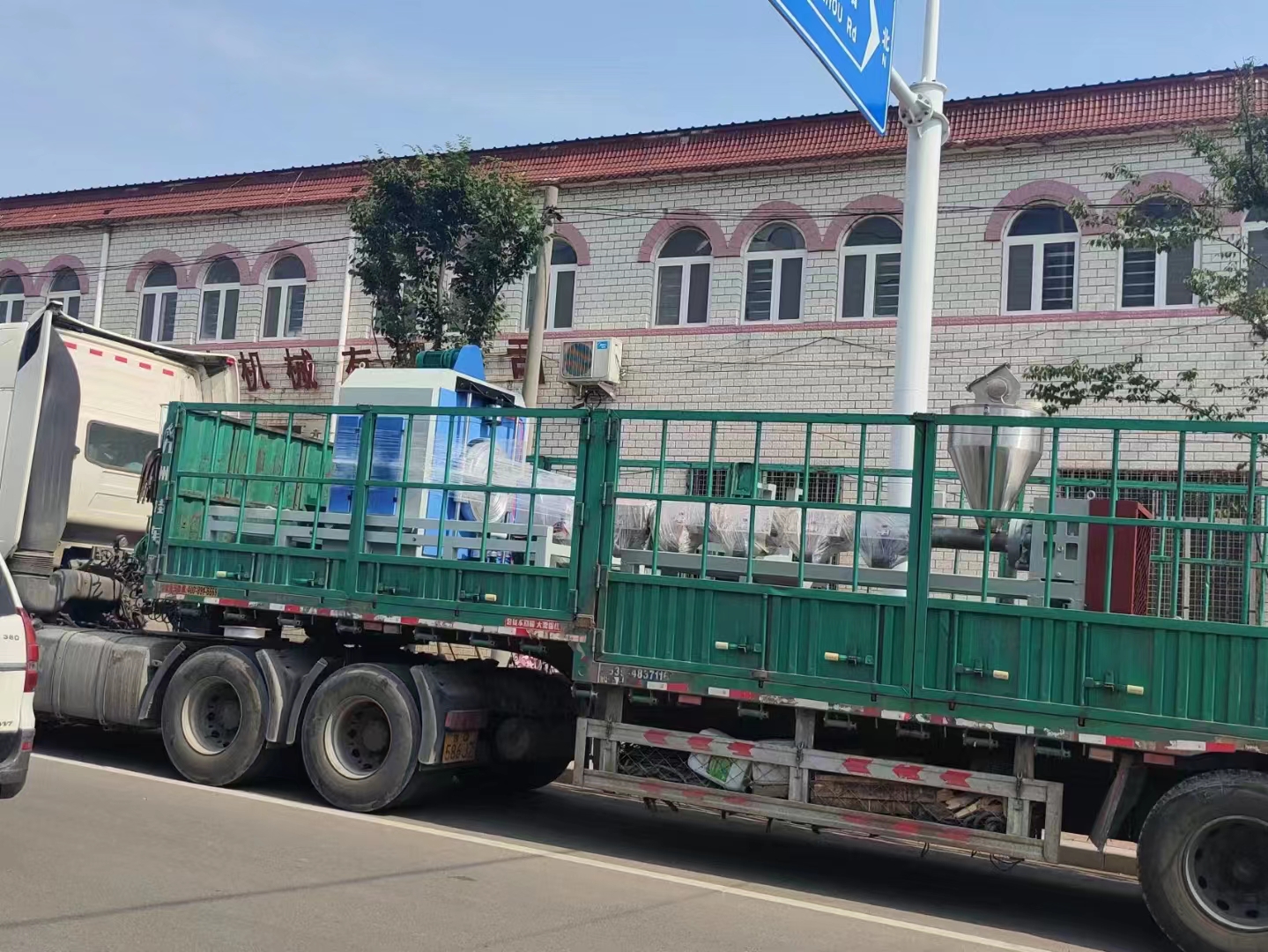 <b>[夾克管設備]炎炎夏日抵擋不住我們的發(fā)貨熱情</b>